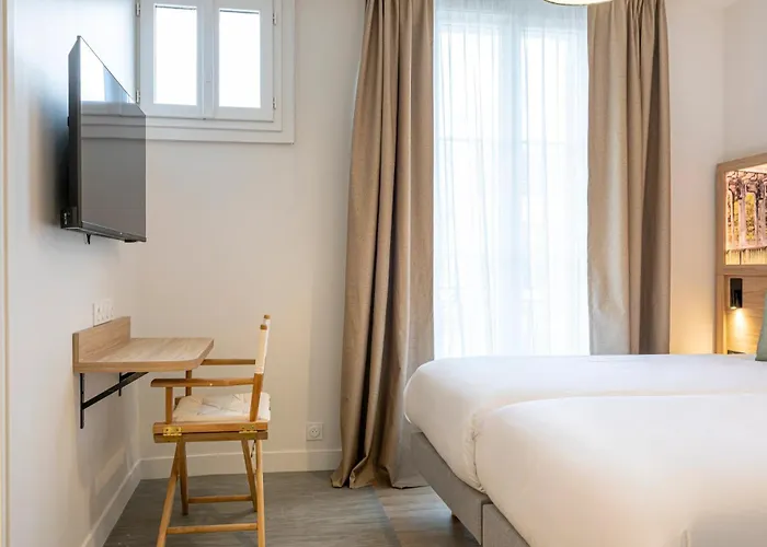 Dantan Hotel